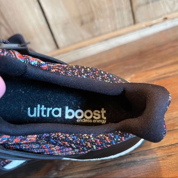 Adidas Ultra Boost 3.0 look New black multicolor Mens sneakers shoes size 9 - Picture 16 of 16